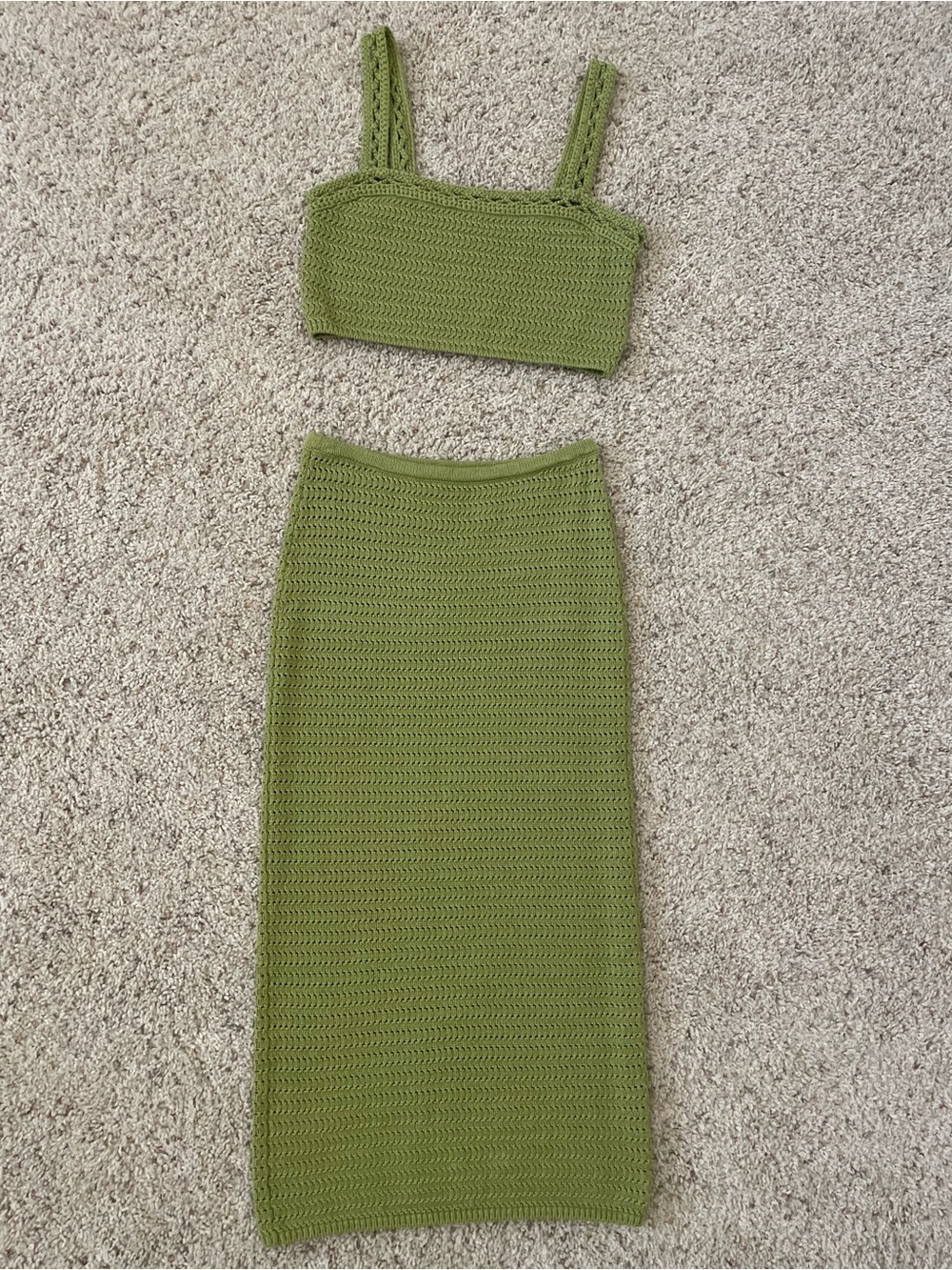 NWOT Reformation Max Open Knit Two Piece, Olive Knit Midi Skirt and Top- Size XS - Picture 3 of 11